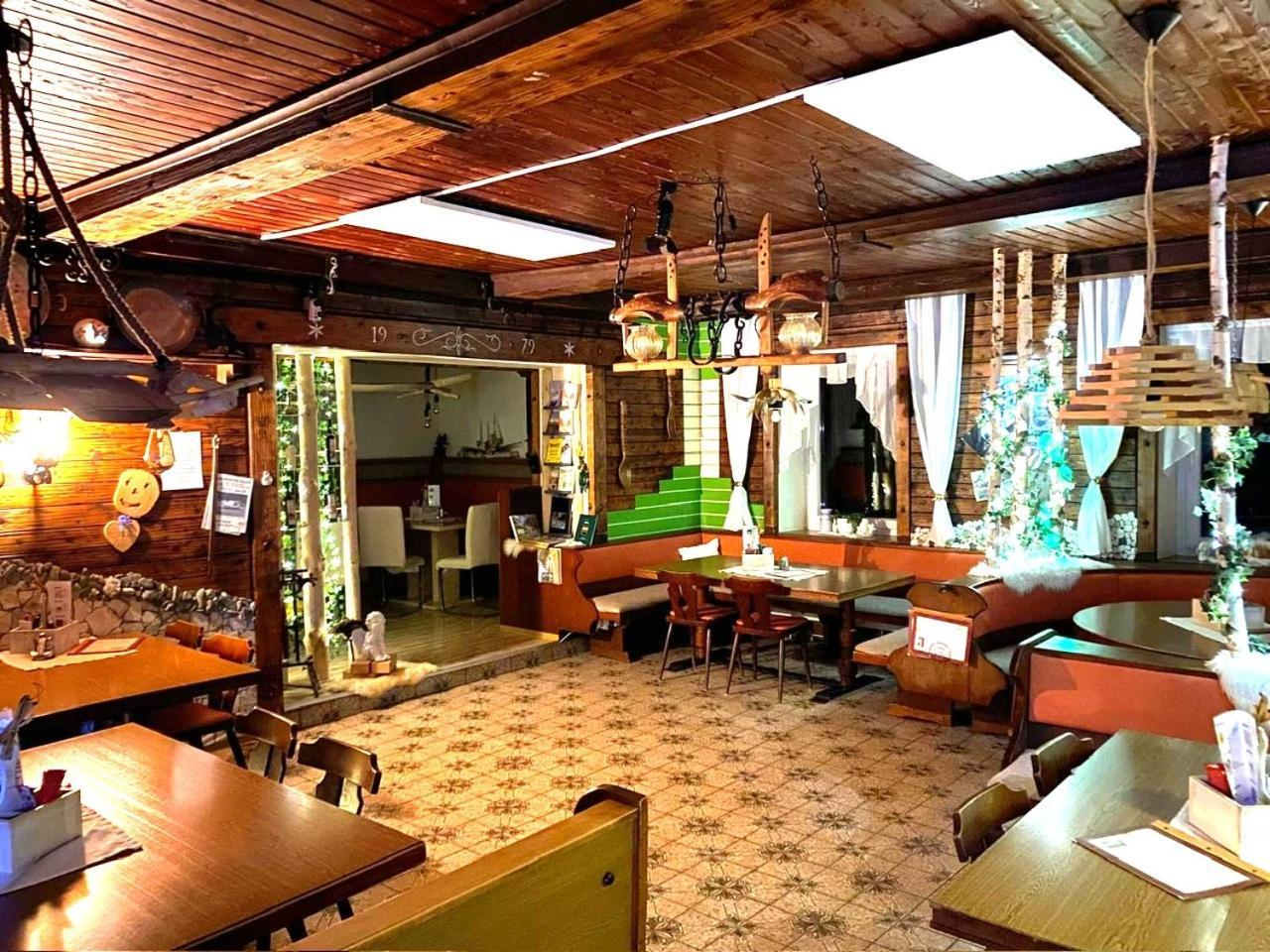 Gasthof Woelger Адмонт Екстериор снимка
